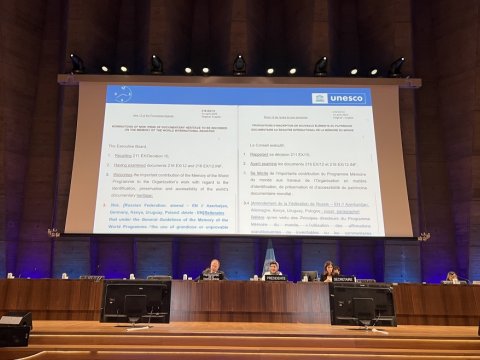 Natəvanın “Gül dəftəri” Beynəlxalq Reyestrə salındı