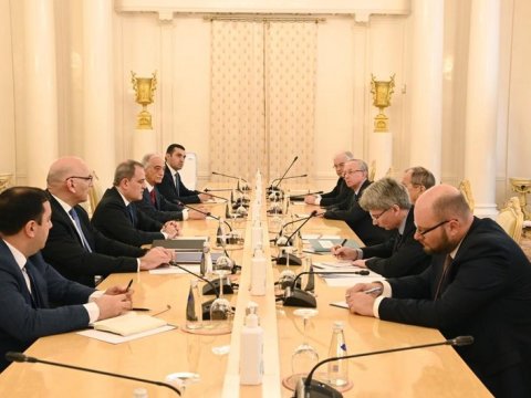 XİN başçıları geniş tərkibdə GÖRÜŞDÜ