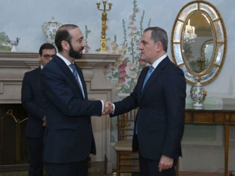 Azərbaycan və Ermənistan XİN başçılarının görüşü sona çatdı - YENİLƏNİB