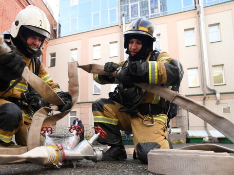Moskvada hərbi komissarlığın binası YANDI