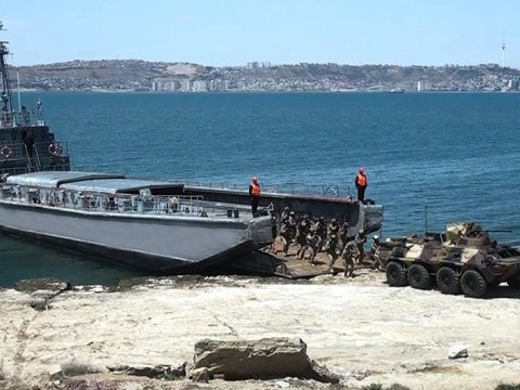 Hərbi Dəniz Qüvvələrində döyüş təlimi - VİDEO