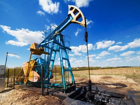 Azərbaycan nefti ucuzlaşır