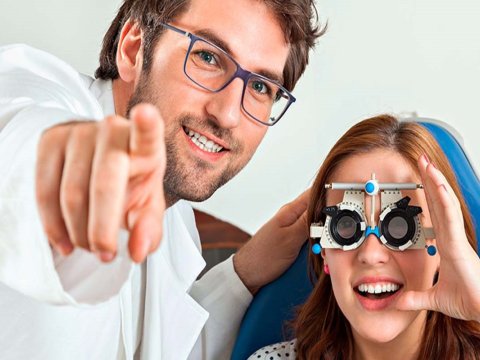 Eynək istifadə edənlərə XƏBƏRDARLIQ