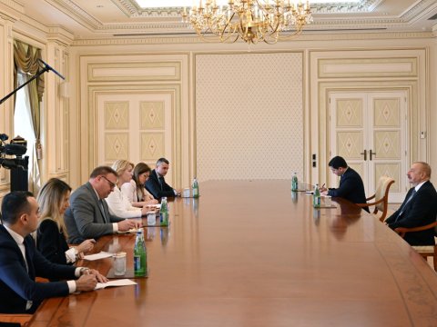 İlham Əliyev Monteneqro spikerini qəbul edib - YENİLƏNİB