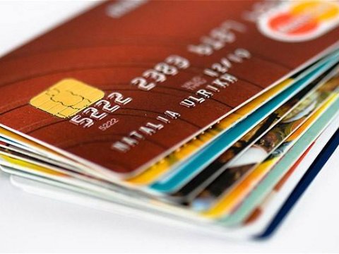 Azərbaycanda ödəniş kartlarının sayı ARTIB