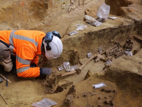 Ağdamda xan nəslinə aid 30-dan artıq qəbir tapılıb