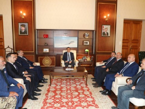 Deputatlar Türkiyədə görüşlər keçirdi 