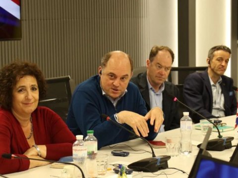 Ben Uolles Kiyevdən Putinə ismarış YOLLADI