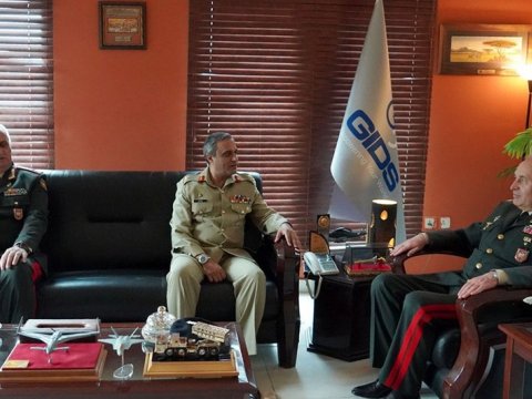 Kərim Vəliyev Pakistanda hərbi qərargahı ziyarət edib
