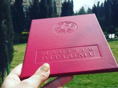Nazir kimisə işə götürəndə diplomun rənginə baxmır - Deputat