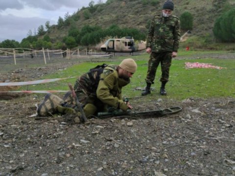 Britaniya azərbaycanlı minatəmizləyənlərə təlim keçəcək