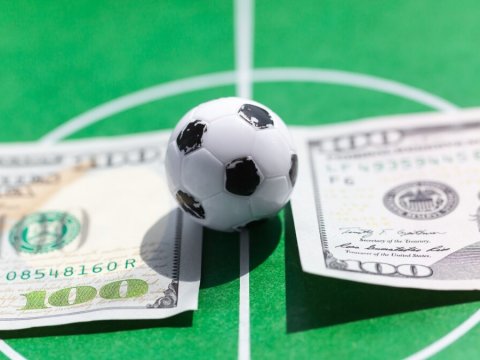 7 futbolçu danışılmış oyunlara görə cəzalandırıldı