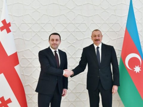 Sülh, tərəqqi və uğurlarla zəngin gələcək arzulayıram - Qaribaşvilidən məktub