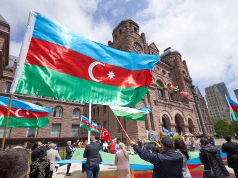 Bayrağımız Kanadada ucaldıldı 