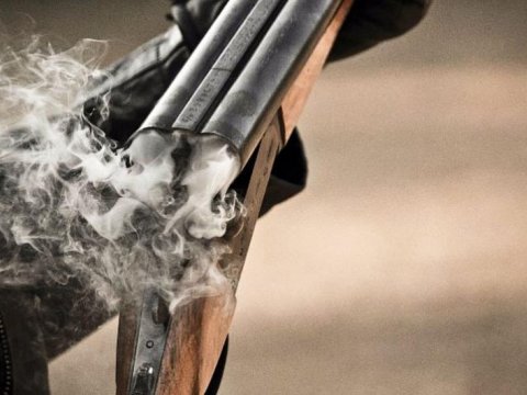 Kürdəmirdə çoban özünü tüfənglə vurdu