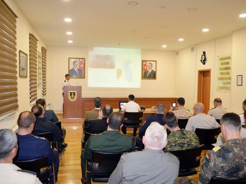 Attaşelər Hərbi Dəniz Qüvvələrində olublar