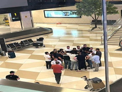 Gömrükdə gərginlik: Rüsum ödəmək istəmədilər, dava düşdü (VİDEO)