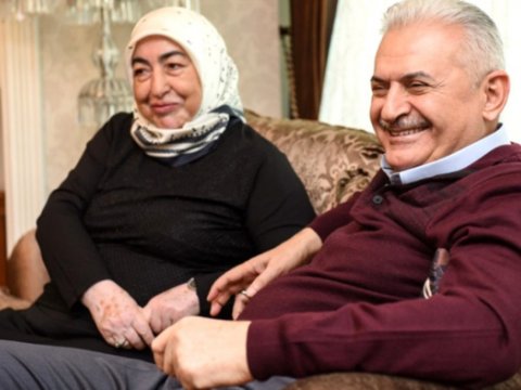 Binəli Yıldırımın xanımına dediyi söz gülüş doğurdu