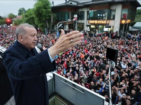 Ərdoğan seçkidə qalib gəldi - YENİLƏNİB