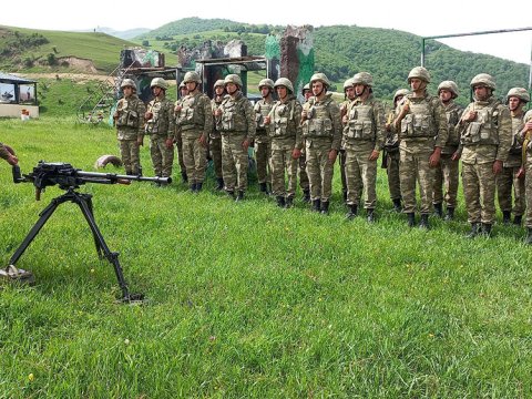 Hərbi vəzifəlilərin təlim toplanışı başa çatdı - VİDEO