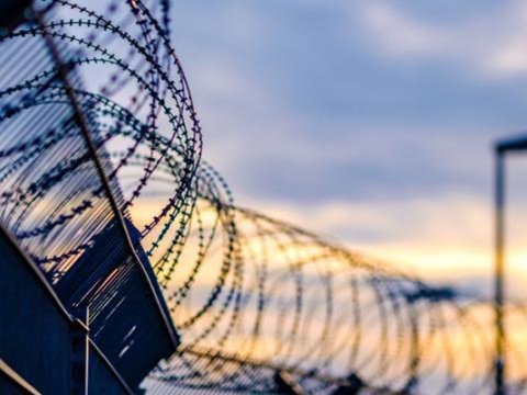 Eks-prezidentə 14 il həbs verildi