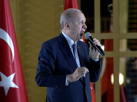Ərdoğanın qələbəsi Milli Məclisdə müzakirə olundu