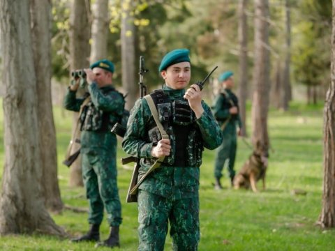 İranla sərhəddə əməliyyat - Saxlanılanlar var (FOTO)