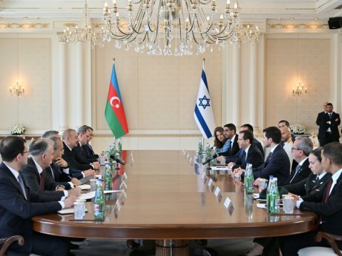 Prezidentlər geniş tərkibdə görüş keçirdilər - YENİLƏNİB