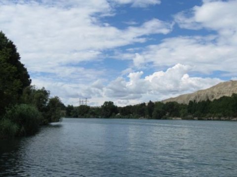 Kür çayında bir nəfər batıb