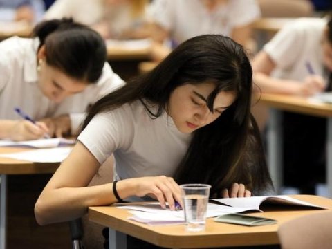 Doktoranturaya xarici dillər üzrə qeydiyyat başa çatır