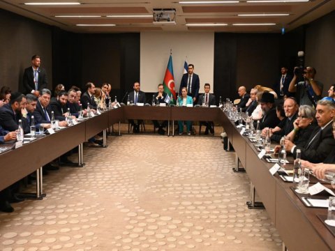 İsrail Prezidenti yəhudi icması ilə görüşüb - FOTO