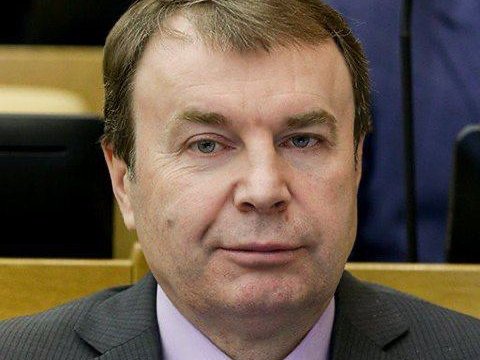 Rusiyada deputat öldü