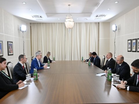 İlham Əliyev ABŞ rəsmisini qəbul edib