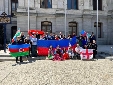 Filadelfiyada Azərbaycan bayrağı ucaldıldı - FOTOLAR