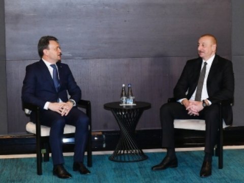 İlham Əliyev Moldovanın Baş naziri ilə görüşdü 