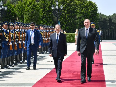 Hersoqun Bakıya gəlişi nəyi dəyişəcək? - Tarixi səfərdən gözləntilər