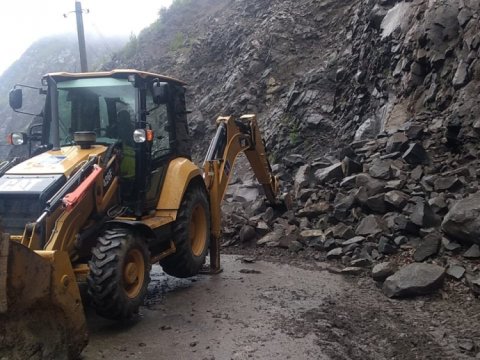 İsmayıllı-Lahıc yolu açıldı - VİDEO
