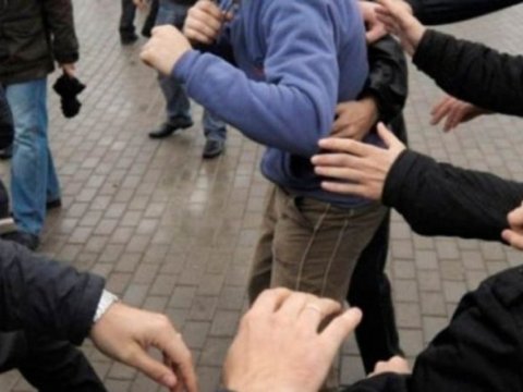 Növbə üstündə kişinin gözünü çıxaran şəxs HƏBS EDİLDİ