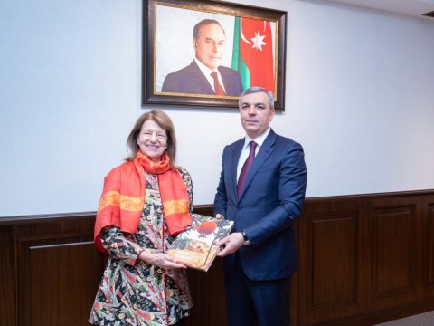 Samir Nuriyev Britaniyanın ticarət elçisi ilə görüşdü