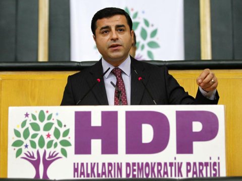 HDP-dən Demirtaşa cavab: Buna görə namizəd olmağını istəmədik