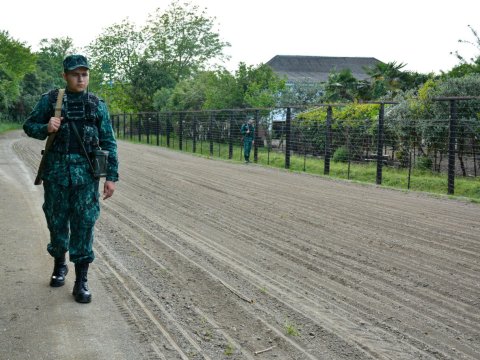 Dövlət sərhədini pozan 48 nəfər saxlanılıb, 2-si ermənidir