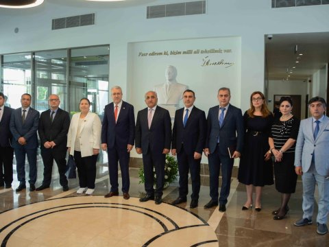 UNEC ilə Ege Universiteti ikili diplom proqramına başladı