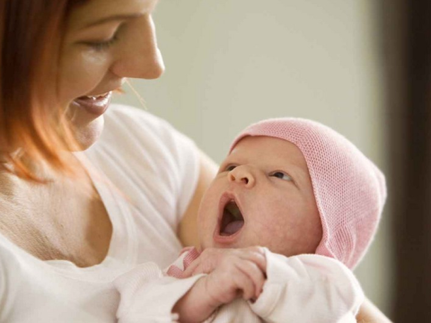 Hamilə qadınların iş yerləri ilə bağlı qaydalar təsdiqləndi 