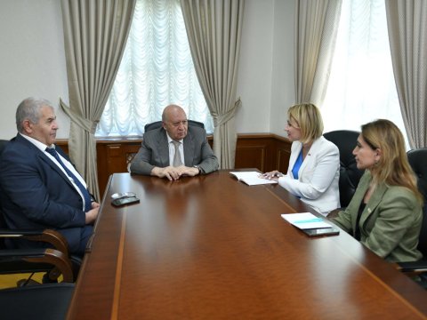 Rektor “British Council”un nümayəndələri ilə görüşüb