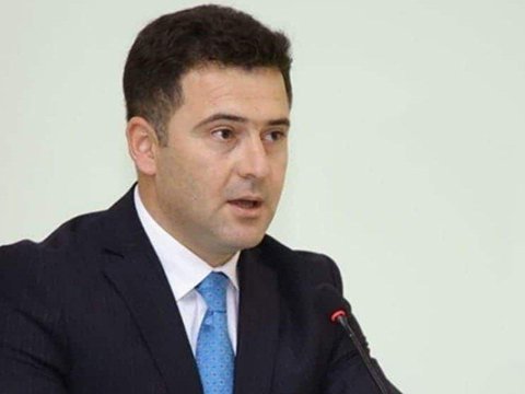 Təhsil İdarəsinin rəisinə cinayət işi açıldı