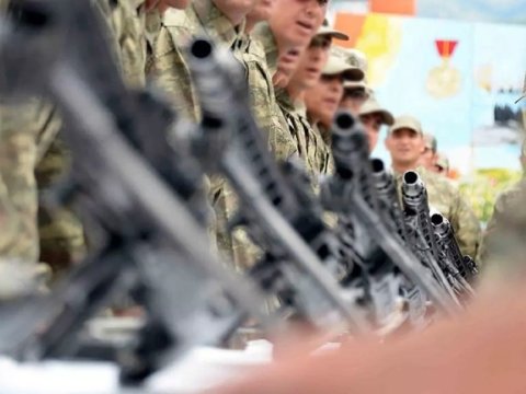 Türkiyə Kosovaya qoşun göndərir