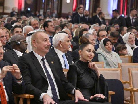 Mehriban Əliyeva andiçmə mərasimindən fotolar paylaşdı