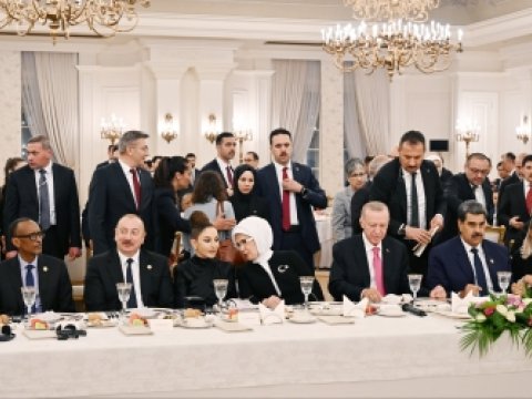 Prezident və xanımı Ərdoğanın adından verilən şam yeməyində