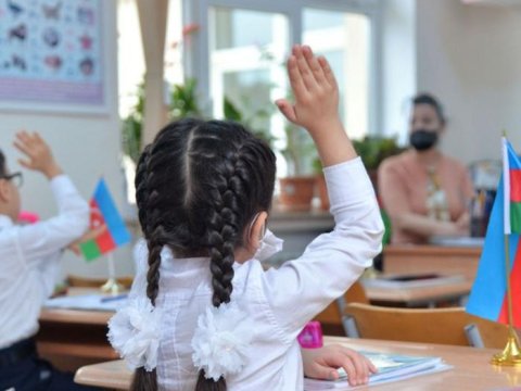 Keçən il qızlar oğlanlardan yaxşı nəticə göstərib