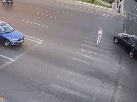 Piyada keçidində baş vermiş ağır qəzanın görüntüləri - VİDEO